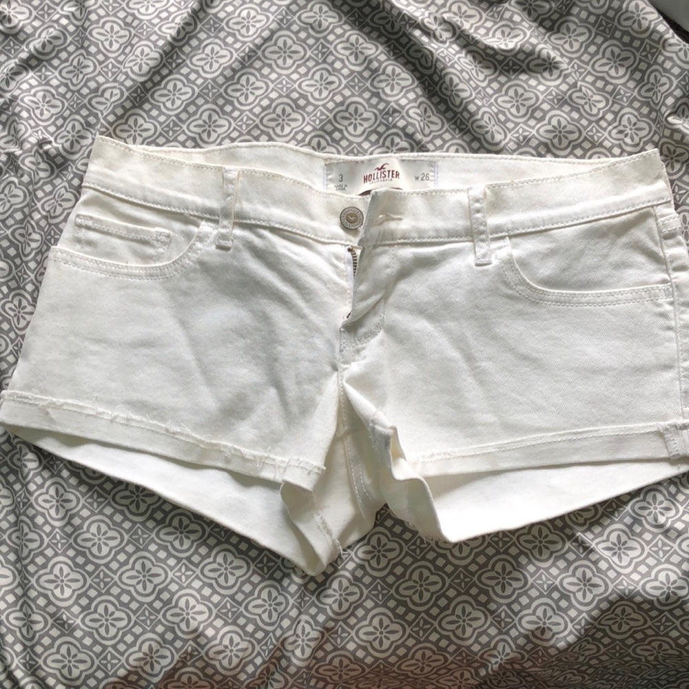 white hollister denim shorts